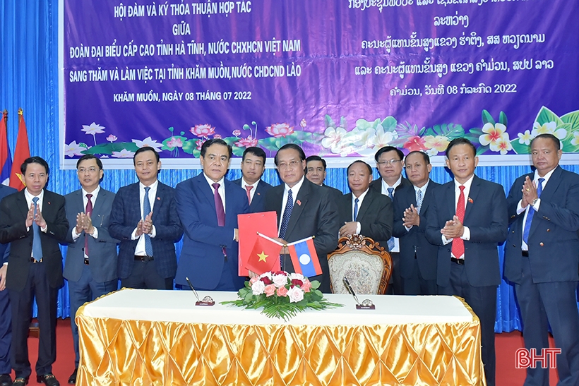 Hà Tĩnh tích cực hợp tác giáo dục, y tế với các địa phương của nước CHDCND Lào