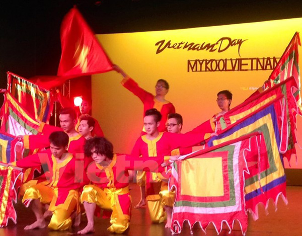 Sinh viên Việt Nam tại New Zealand quảng bá văn hóa dân tộc