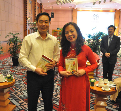 Tấm lòng của nữ Việt kiều với Chủ tịch Hồ Chí Minh