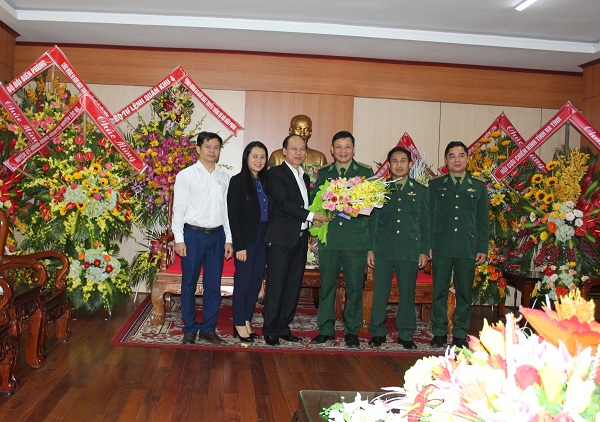 Sở Ngoại vụ chúc mừng ngày truyền thống BĐBP Hà Tĩnh