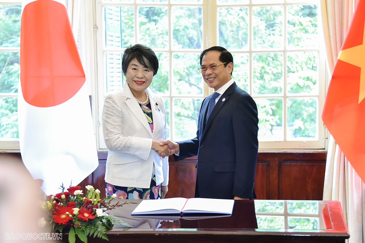 Đề nghị Nhật Bản có các biện pháp tạo điều kiện thuận lợi trong cấp thị thực cho công dân Việt Nam