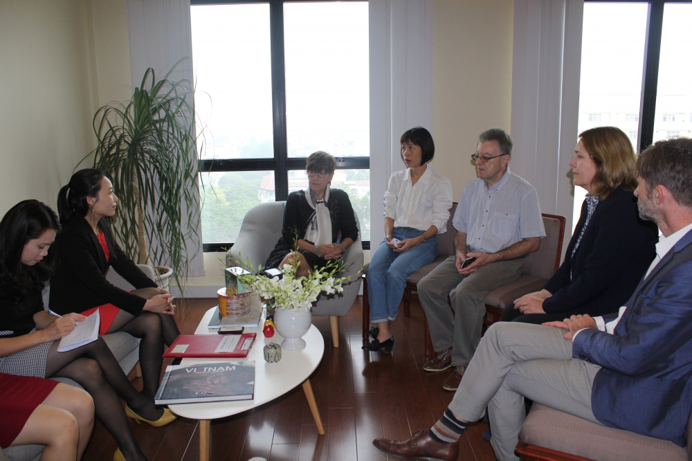Các Đại sứ quán, Cơ quan đại diện nước ngoài tăng cường hỗ trợ để doanh nghiệp nước ngoài đầu tư vào Hà Tĩnh