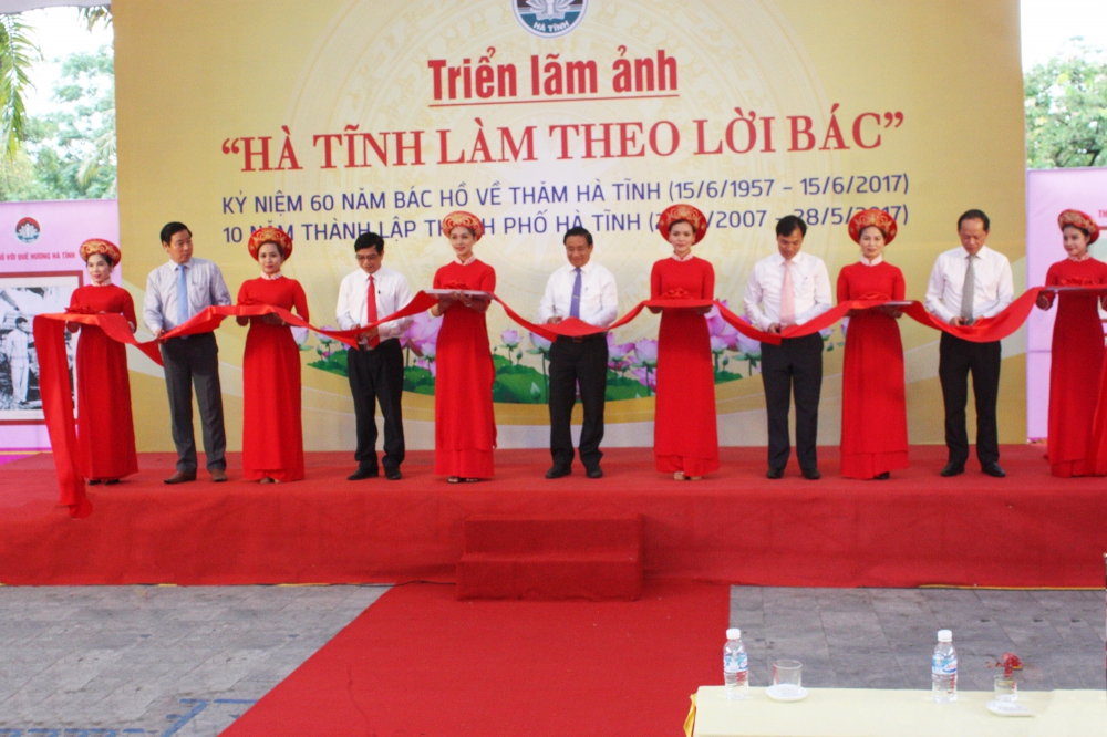 Nhiều hoạt động thiết thực chào mừng Kỷ niệm 60 năm Bác Hồ về thăm Hà Tĩnh và 10 năm thành lập thành phố Hà Tĩnh 