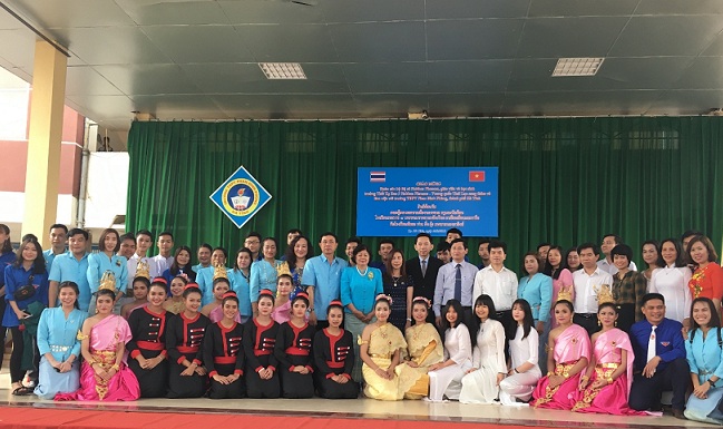 Giao lưu văn hóa giữa học sinh Trường THPT Phan Đình Phùng tỉnh Hà Tĩnh và Trường Thết Xan Ban, Nakhon Phanom