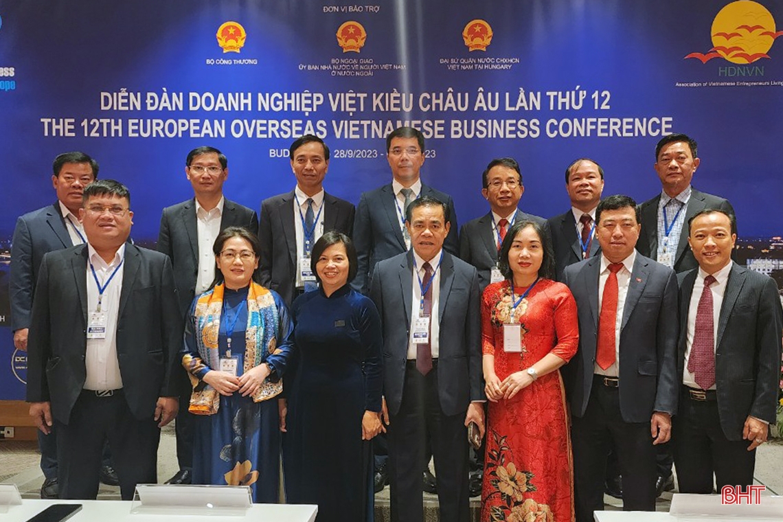 Chủ tịch UBND tỉnh Hà Tĩnh kêu gọi đầu tư ở diễn đàn có hơn 300 doanh nghiệp Việt kiều Châu Âu