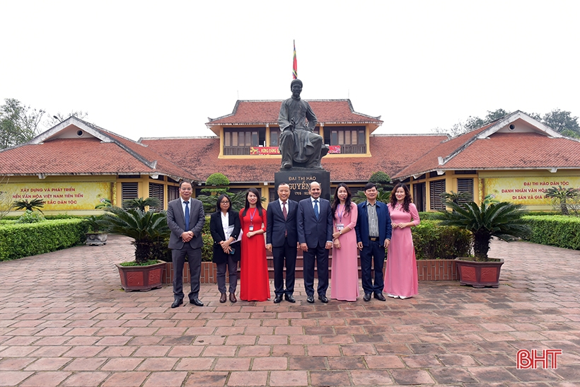 Khánh thành công trình phòng học do Chính phủ Ấn Độ tài trợ ở Hà Tĩnh